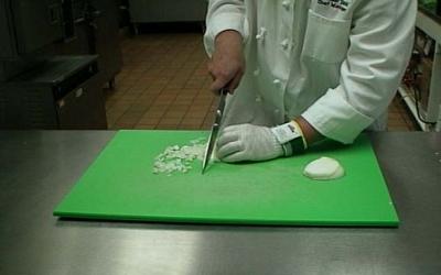 oniondicingprep